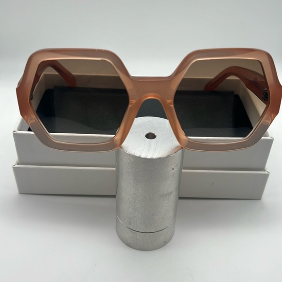 New Celine sunglasses with case - Picture 1 of 3